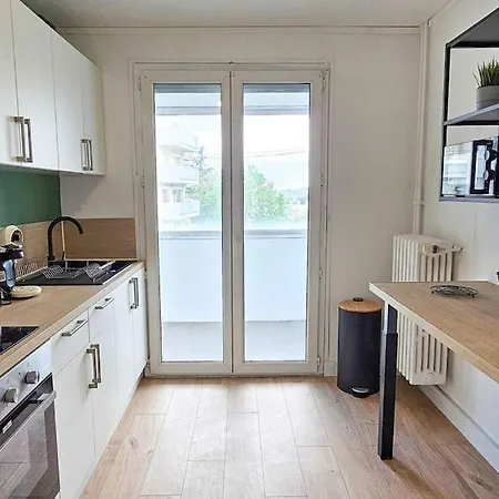 C'est Chez Maurice! 4 Ch Wifi Balcon Parking Free Saint-Etienne (Loire)