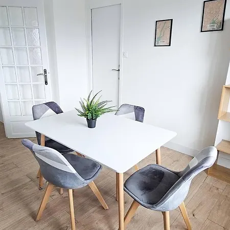 C'est Chez Maurice! 4 Ch Wifi Balcon Parking Free Apartment *